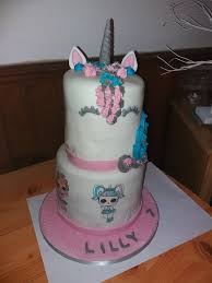 EDIT**** Within a few minutes of posting, we have an answer! Had a  conversation today regarding cake mixes- does anyone remember a cake mix  that made small sponge-type cakes in cases that