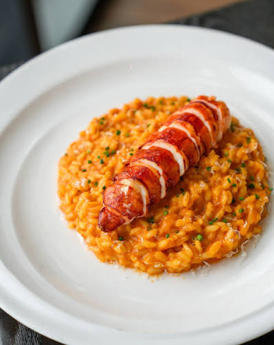 Summer has arrived at #HellsKitchen 🔥 Enjoy seasonal new offerings  including: 🦞 Lobster Risotto 🍋 Chicken Piccata 🍖 Lamb Chop 🍓 Strawberry  Shortcake Trifle Available at our #DC & #Miami locations.