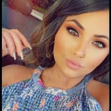 Hailey Baxter's Instagram, Twitter & Facebook