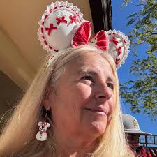 Many thanks to the Sundt Foundation! Kathy Abernathy stopped by with a  donation to support our mission to Feed, Clothe & Empower people in need.  Our...