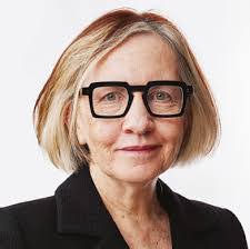 Mackenzie Bragg's Instagram, Twitter & Facebook