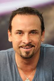 Reparto de Shattered (serie 2010). Creada por Rick Drew