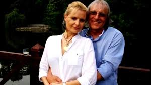 Articole publicate cu eticheta mihai constantinescu. Exclusive What Revelations Did Mihai Constantinescu S Wife Make A Year After The Artist S Death She Told Me That In A Dream