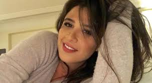 Jul 18, 2021 · غيبوبة تامة، هكذا شخصت الحالة الصحية للنجمة المصرية ياسمين عبدالعزيز صاحبة عشرات الأعمال السينمائية والتلفزيونية الناجحة، التي ترقد حاليا على سرير المرض في دنيا بعيدة عن عالمنا الآن.<br><br>ورغم عدم الجزم بطبيعة مرضها. Ecomnfmhqgismm