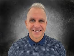 Stephen Dumperth's Instagram, Twitter & Facebook