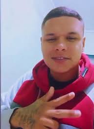 Ônibus é incendiado em PP após morte em intervenção policial