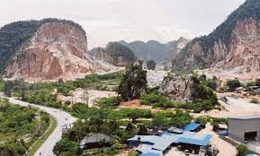 Forbes' annual ranking of the world's largest public companies is a reflection of the state of the global economy today: 3 Limestone Hills Not Under The List Of 18 Geosites In Perak Ipoh Echo