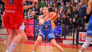 Basket Ball Ligue Feminine Un Premier Sacre Pour Basket Landes Avec Celine Dumerc