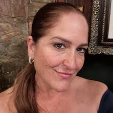 Are there any med spas or aesthetician offices in Franklin, Tennessee  hiring front desk staff?