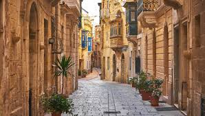 Di seguito, ti presentiamo una selezione di nuove proposte dal nostro portfolio, sul tema case in vendita. Vivere A Malta Consigli Costo Della Vita Pro E Contro