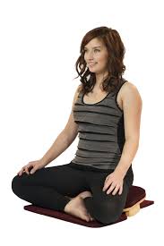 Cross Leg In The Low Position The Black Dragon Meditation Stool Is Designed For The One Seat To Give Three Sitting Position Meditacion