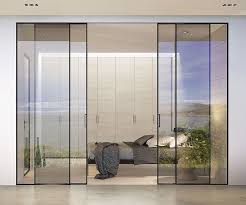 G Comme La Technologie De Melange Et Le Suggestiveness De Nouveau Profil Mince By Gideaarchiexpo Portes Vitrees Interieures Glass Door Porte Interieure