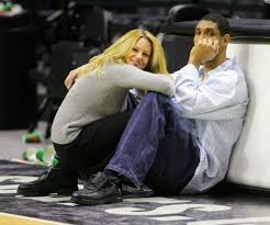 Tim duncan's mother died april 24, 1990, the day before duncan turned 14. Who Is Tim Duncan Dating Tim Duncan Girlfriend Wife
