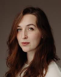 Samantha Jeffery's Instagram, Twitter & Facebook