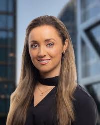 Amel Dedic's Instagram, Twitter & Facebook