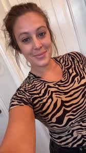 Jennifer Ogletree's Instagram, Twitter & Facebook