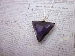 Triangle Amethyst Healing Necklace Will Help You Achieve A Sober Mind And Balance Within The Body Purple Gems Gem Necklace Triangle Jewelry