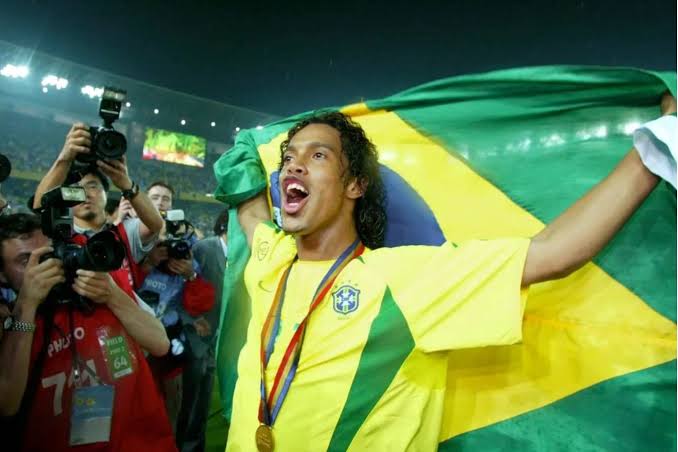 “No hay líderes respetables; una vergüenza”, Ronaldinho sobre la selección  de Brasil | copa américa 2024 | EL ESPECTADOR