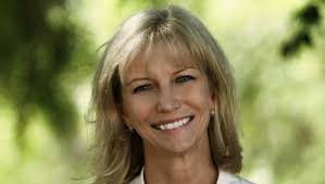 Mustang Marketing co-owner Dianne McKay to be honored