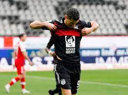 Robert lewandowski dedicated his two goals in tuesday's champions league thrashing over salzburg to gerd mueller after the poland striker scored on the ailing bayern munich legend's 75th birthday. List Of Top Scoring Footballers In Single League Season Robert Lewandowski Breaks Gerd Muller S Record Where Does Bayern Forward Rank In Overall List Football News