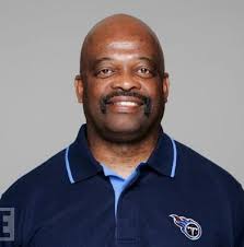 Fred Graves to become Panthers' WR coach.