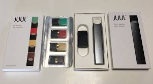 The pod contains about 0.7ml of liquid, with the battery firing at just over 7w of power. Juul Vape A Review Vaporizero