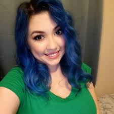 Vanessa Robison (@vhvee35)