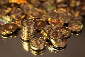 Some analysts seem concerned about the risks that lie ahead, while others are confident that cryptocurrency has a stable role in our future. Do Cryptocurrencies Such As Bitcoin Have A Future Bitcoin Cryptocurrency Crypto Currencies Bitcoin