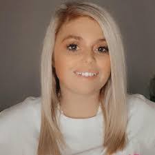 Chasity Burke's Instagram, Twitter & Facebook