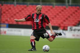 Eddie howe was born on november 29, 1977 in amersham, buckinghamshire, england. It Was An Incredible Gesture One That Made Me Feel Very Attached Again To The Club Eddie Howe Remembers Eddieshare 15 Years On Bournemouth Echo