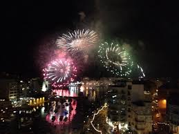 Maybe you would like to learn more about one of these? Soir De Fete Dans La Baie Feu D Artifice Picture Of Hotel Juliani Island Of Malta Tripadvisor