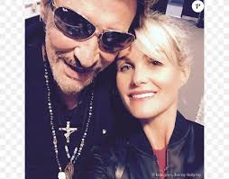 Sur les réseaux sociaux, son fils david partage la photo d'un loup, en clin d'oeil à l. Laeticia Hallyday Laetitia Hallyday Palais Nikaia Female Marriage Png 950x745px Laeticia Hallyday Cool David Hallyday Eyewear
