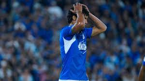Juan Carlos Pereira: Preocupación en Millonarios por su Lesión - Imagen principal del artículo
