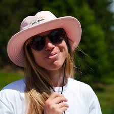 Chapeau rose grande visière pour femme