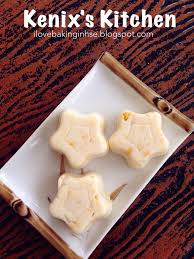pin on nyonya kueh malaysian snacks
