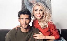 Here you can discover all stories, photos, videos posted by on instagram. Andreea BÄƒlan A Confirmat DespÄƒrÅ£irea De George Burcea Sunt Momente Delicate