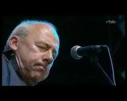 Mark Knopfler Eric Clapton Sting Phil Collins Live Montserrat Mark Knopfler Eric Clapton Sting Phil Collins Money For Nothing Live Montserrat Youtube With Images Mark Knopfler Brothers In Arms Celtic Music