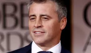 Βηρυτός: Ηλικιωμένη παίζει πιάνο στο ρημαγμένο σπίτι της