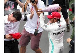 Find the perfect toto wolff stock photos and editorial news pictures from getty images. Formel 1 Achzt Unter Hamiltons Uberlegenheit