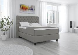 Features include an open concept floor plan and french doors, allowing you to separate living and dining areas or provide privacy for your guests. Boxspringbett Chesterfield Tradition Trifft Luxus