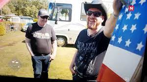 Directed by ina lerner grevstad. Countryartisten Tommy Waylon Jensen Pa Ja Vi Elsker Elsker Campingliv Tvnorge Youtube