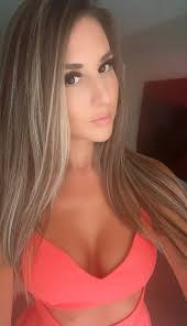 Sabrina Atwell's Instagram, Twitter & Facebook