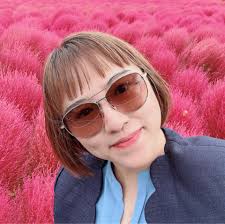 I have read that some hotels provide pjs and toiletries etc. Do the hotels  show what they provide