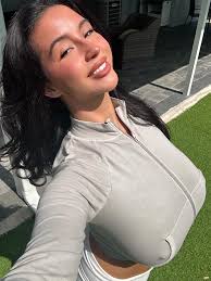 men who like women like me, like this ‎ Chicago🥺 Big Brother RFK Jr