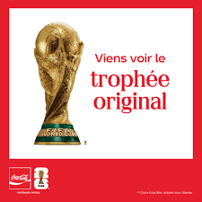 2 1/2 oz de Coca-Cola 1 1/2 oz de vodka 1 oz de café espresso 1/2 oz de  sirop simple ou sirop de vanille Dans un shaker, mélanger vigoureusement  les ingrédients pendant