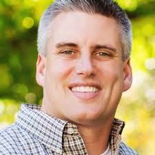 Daniel Courreges's Instagram, Twitter & Facebook