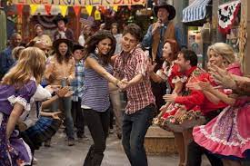 37 Magical Celebs Who You Forgot Guest Starred On Wizards Of Waverly Place Wizards Of Waverly Place Waverly Place Alex And Mason
