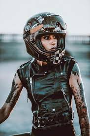 Mercenary Garage Simone De Ranieri Simonederanieri Mercenary Mercenarygarage Cafe Racer Girl Motorcycle Girl Motorcycle Women