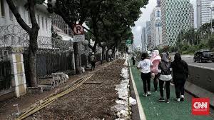 Disini yang bikin ane mengkerutkan dahi. Rata Rata Gaji Karyawan Turun Jadi Rp2 76 Juta Karena Corona