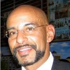 Everett Hayes's Instagram, Twitter & Facebook